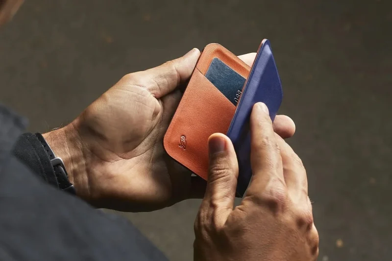 HOW TO CHOOSE THE RIGHT DESIGNER WALLET TO SUIT YOUR LIFESTYLE