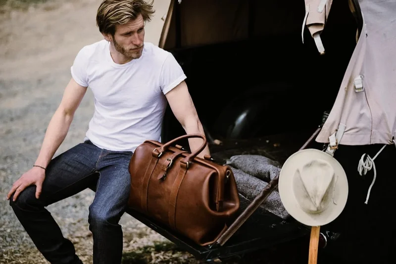 MEN’S CHRISTMAS GIFT GUIDE FOR 2024: THE BEST GIFTS TO GIVE