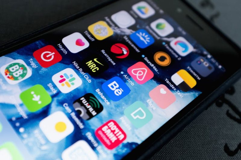 Why most style apps are a total waste of time (and the three I actually use)