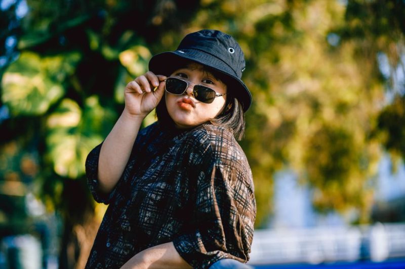 7 Spring Outfits for Petites That Flatter in 2026